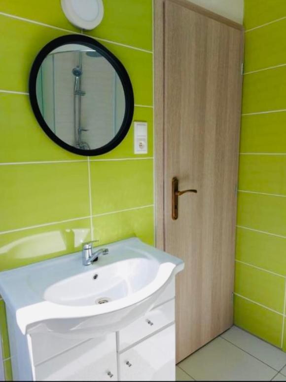 Jokai Apartman Komárno Exterior foto
